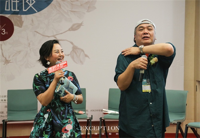 “十雅”魅力綻放，你們注意到女神手上的藍色錦魚了嗎？-別墅設計,軟裝設計,室內設計,豪宅設計,深圳例外軟裝設計公司